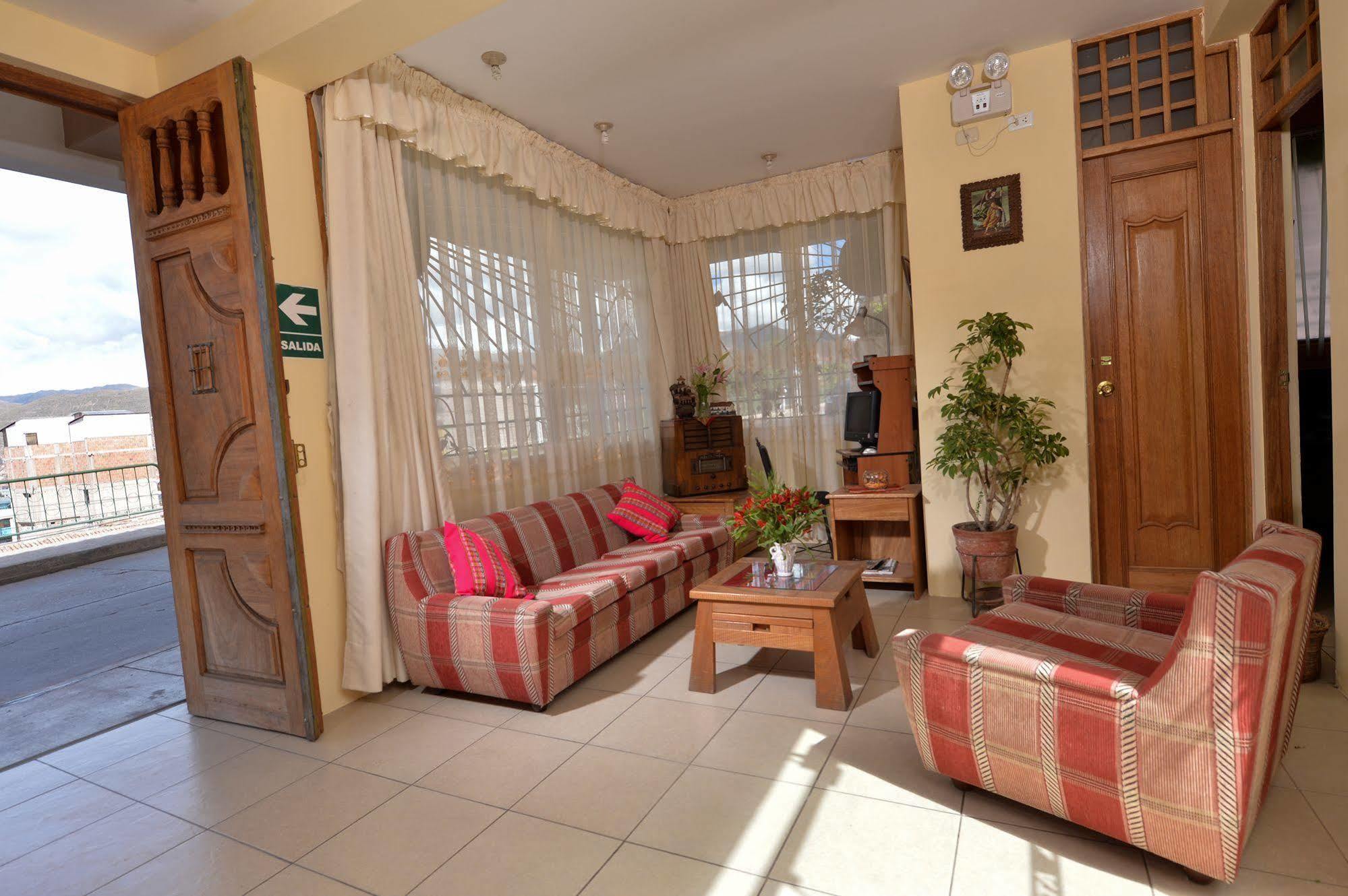 Hostal Atlantis Cusco Ngoại thất bức ảnh