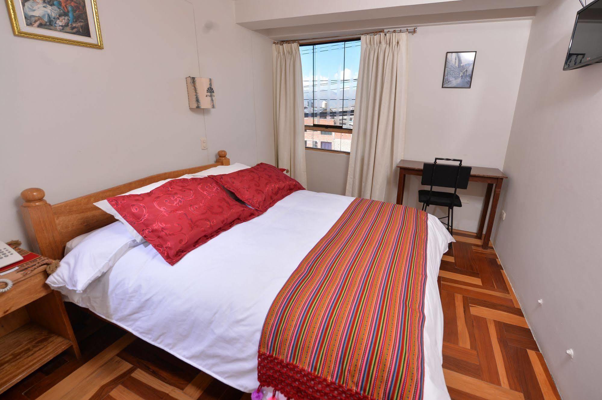 Hostal Atlantis Cusco Ngoại thất bức ảnh